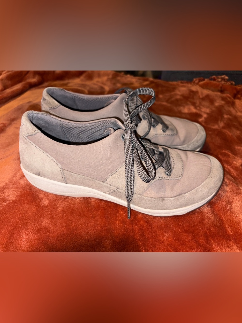Dansko Hayden Women’s Casual Lace-Up Sneakers in Light Gray